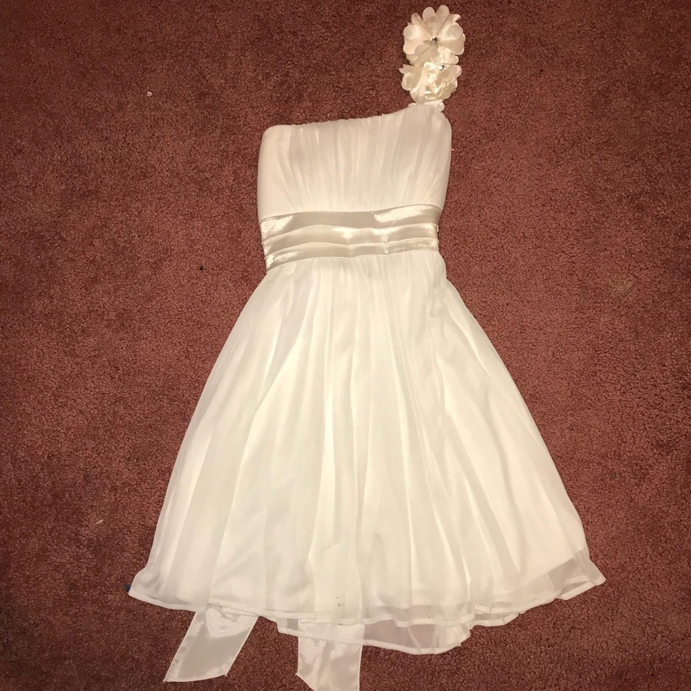 Short white homecoming dress